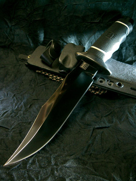 http://www.sogknivescollectors.com/attachments/Image/SOG_Tech_Bowie/tecbow_wallpaper_pic_(sog-japan).jpg